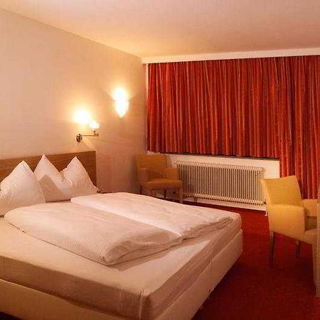 Hotel Schoenblick Zell am See Bagian luar foto