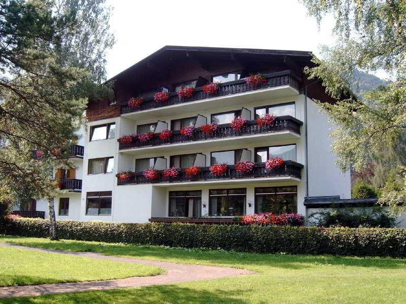 Hotel Schoenblick Zell am See Bagian luar foto